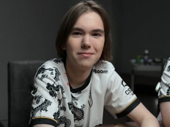 得更具有悬 得更具有悬